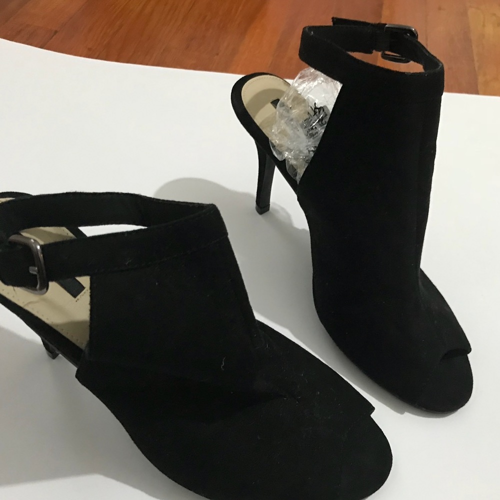 Black high heel sandals